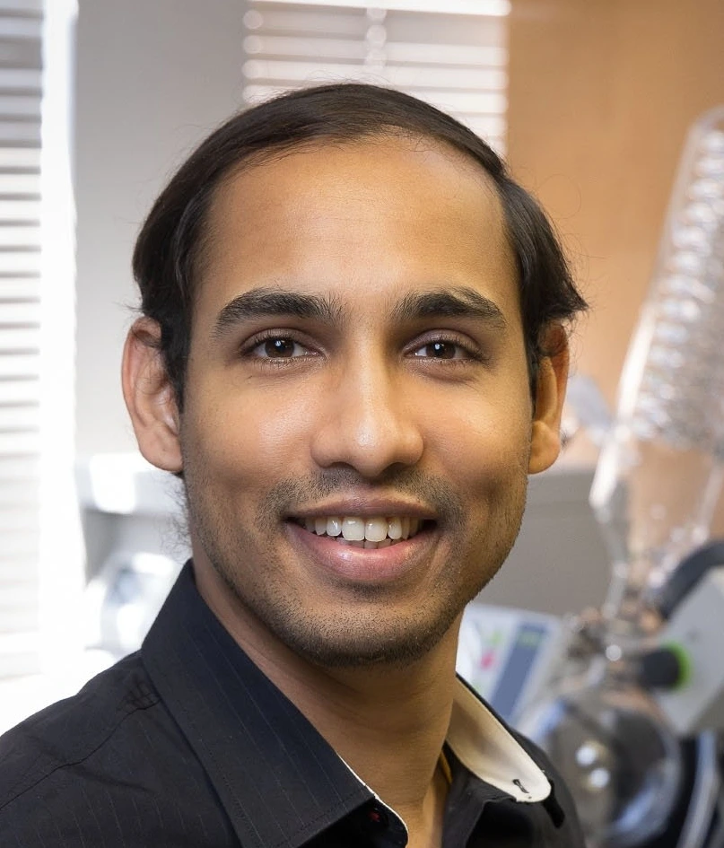 Professor Athavale headshot